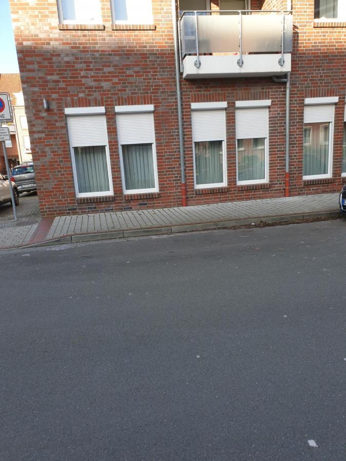 Maje Am Alten Binnenhafen Emden Dış mekan fotoğraf