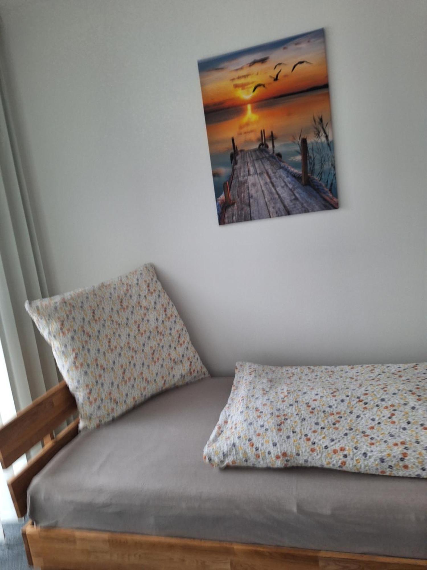 Maje Am Alten Binnenhafen Emden Dış mekan fotoğraf